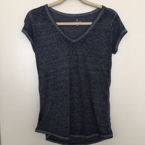Athleta tee